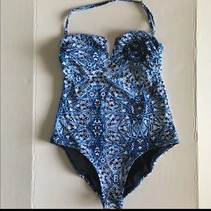 jessica simpson Swimming Suit